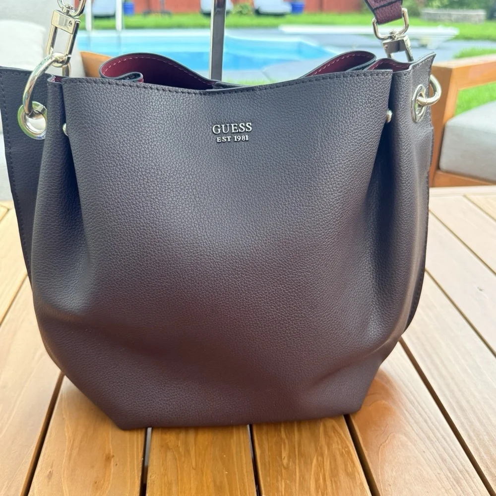 Guess burgundy Hobo Shoulder Bag Large